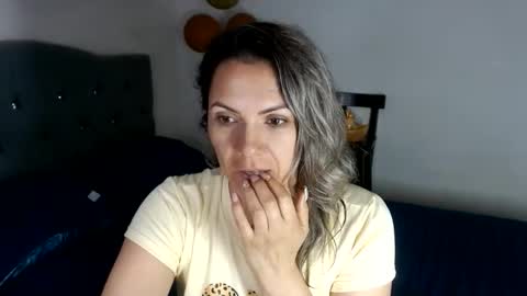 corinnasex online show from May 30, 2026, 3:42 pm