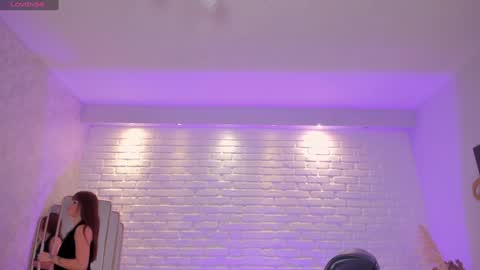 Corinne Russo online show from January 28, 2025, 3:47 am