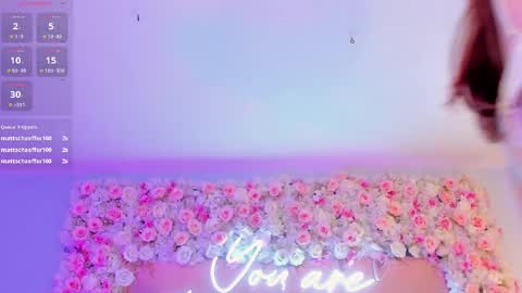 Corinne Russo online show from February 9, 2025, 10:09 am