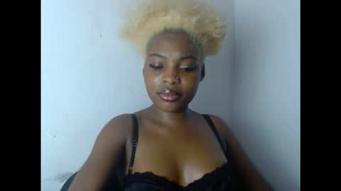 cornxcunt online show from November 2, 2025, 4:09 pm