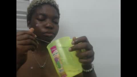 cornxcuntx online show from October 25, 2025, 2:52 am