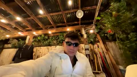 coronelking online show from November 17, 2025, 2:50 am