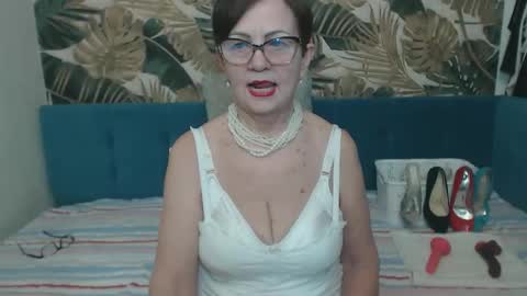 Snapshot of corssika chatting on March 12, 2025, 6:55 pm corssika online show from March 12, 2025, 6:55 pm