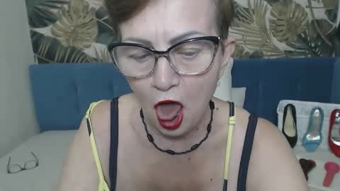 Snapshot of corssika chatting on September 26, 2025, 6:23 pm corssika online show from September 26, 2025, 6:23 pm