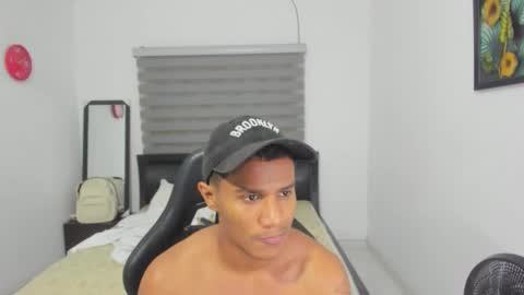 Ethan  online show from April 19, 2026, 11:40 pm