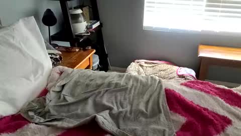 cosdaddy online show from December 1, 2025, 5:40 pm