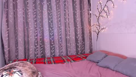 Alice online show from March 3, 2025, 4:03 am