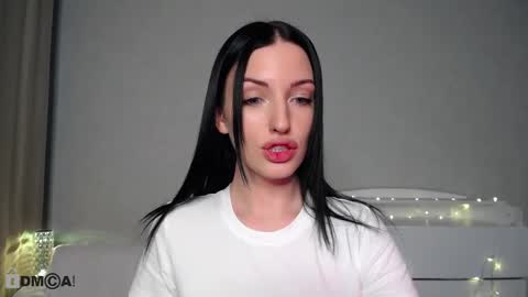 Snapshot of cosmo_bb chatting on January 13, 2026, 8:41 am Ana online show from January 13, 2026, 8:41 am