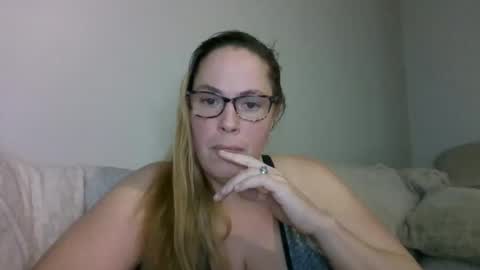 Fallen Angel 21 online show from November 24, 2025, 3:01 pm