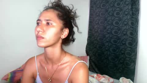 couple_naughty01 online show from September 23, 2025, 3:48 pm