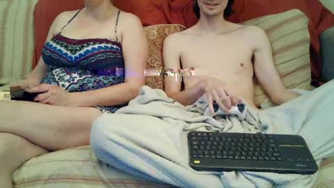 Snapshot of couplekake chatting on April 29, 2026, 11:11 pm CoupleKake online show from April 29, 2026, 11:11 pm