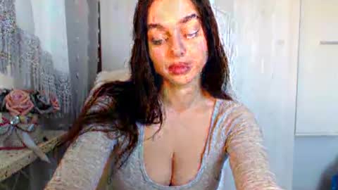 Courtney online show from April 21, 2026, 7:14 am