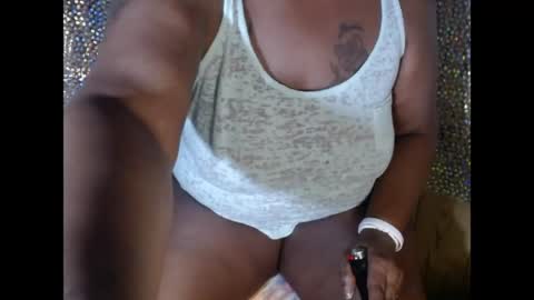Snapshot of coykinks chatting on April 2, 2026, 6:33 am Ebony Euphoria online show from April 2, 2026, 6:33 am