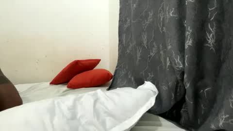 Snapshot of crave_meslowly chatting on July 2, 2026, 3:23 am Taliee online show from July 2, 2026, 3:23 am