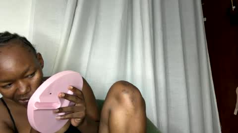 Snapshot of crave_meslowly chatting on July 8, 2026, 12:48 am Taliee online show from July 8, 2026, 12:48 am