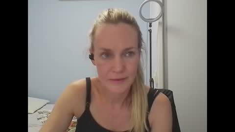 Anny online show from January 7, 2026, 12:24 am