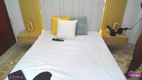 Snapshot of crazybigass chatting on February 14, 2026, 1:30 pm Sara online show from February 14, 2026, 1:30 pm