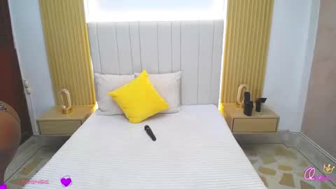 Snapshot of crazybigass chatting on April 14, 2026, 1:17 pm Sara online show from April 14, 2026, 1:17 pm