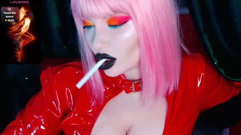 Snapshot of crazypinkyball chatting on December 20, 2024, 12:16 pm Roxy online show from December 20, 2024, 12:16 pm