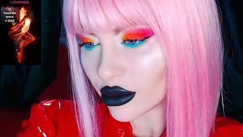 Snapshot of crazypinkyball chatting on December 30, 2024, 12:52 pm Roxy online show from December 30, 2024, 12:52 pm