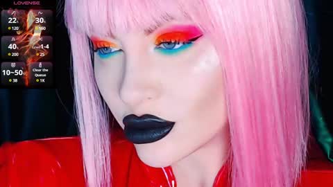 Snapshot of crazypinkyball chatting on January 16, 2025, 12:53 pm Roxy online show from January 16, 2025, 12:53 pm