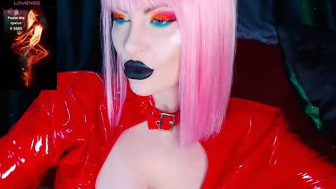 Snapshot of crazypinkyball chatting on January 18, 2025, 2:55 pm Roxy online show from January 18, 2025, 2:55 pm