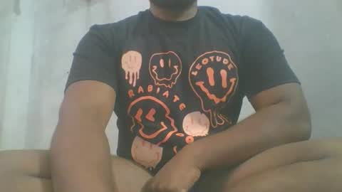 crazzy_booy online show from February 1, 2026, 3:38 am