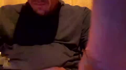 Snapshot of creameatr chatting on October 13, 2025, 8:14 am creameatr online show from October 13, 2025, 8:14 am