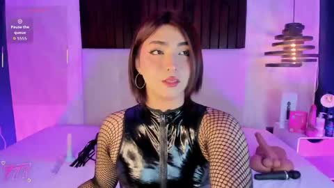 Snapshot of creamy_angelo chatting on May 21, 2026, 4:30 am creamy_angelo online show from May 21, 2026, 4:30 am