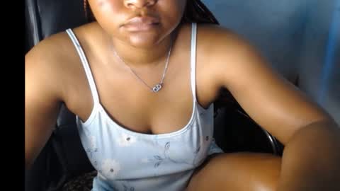 Snapshot of creamy_juicypussy chatting on November 23, 2025, 9:09 am Lady jasmine online show from November 23, 2025, 9:09 am