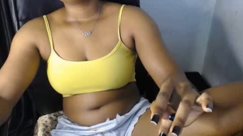 Snapshot of creamy_juicypussy chatting on November 29, 2025, 7:55 am Lady jasmine online show from November 29, 2025, 7:55 am