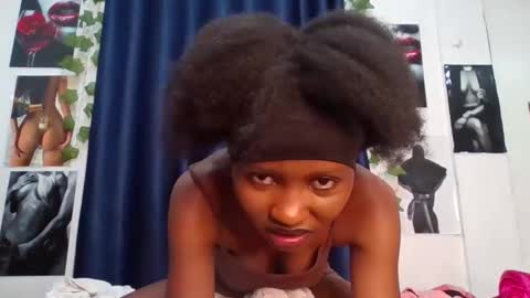 Creamykitty online show from November 30, 2025, 2:54 pm