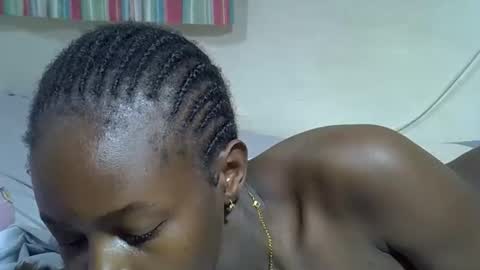 Snapshot of creamy_pussie chatting on March 21, 2026, 11:04 am creamy_pussie online show from March 21, 2026, 11:04 am