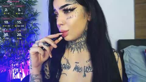 Sophie online show from April 15, 2026, 5:47 am