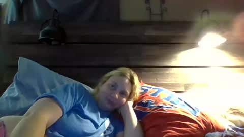 Snapshot of creamymadona chatting on September 27, 2025, 2:49 am Heather online show from September 27, 2025, 2:49 am