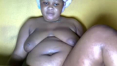 creamyposh1 online show from June 2, 2026, 4:14 am