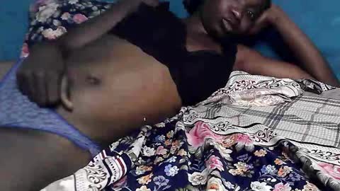 creamyxsugar online show from October 29, 2025, 7:43 am