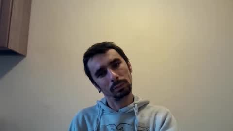 creativexx2 online show from February 22, 2026, 3:21 pm