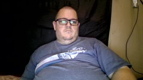 Snapshot of creeeping_death chatting on December 1, 2024, 10:21 pm The hopeless romantic online show from December 1, 2024, 10:21 pm