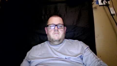 Snapshot of creeeping_death chatting on January 30, 2025, 8:32 am The hopeless romantic online show from January 30, 2025, 8:32 am