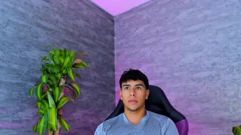 Snapshot of crh58_ chatting on September 11, 2025, 11:27 pm crh58_ online show from September 11, 2025, 11:27 pm