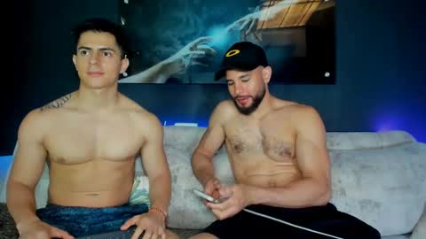 Snapshot of crhistian1_ chatting on March 10, 2025, 4:25 pm CRHISTIAN online show from March 10, 2025, 4:25 pm