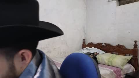 Snapshot of cris_simons chatting on December 14, 2024, 3:40 am cris_simons online show from December 14, 2024, 3:40 am