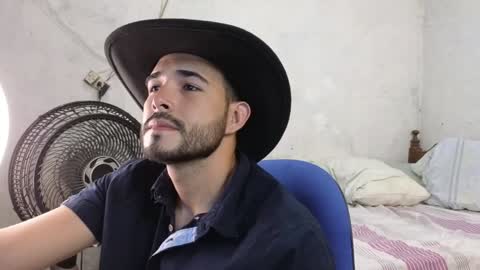 Snapshot of cris_simons chatting on January 18, 2025, 7:37 pm cris_simons online show from January 18, 2025, 7:37 pm