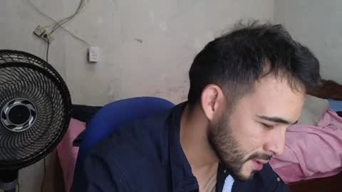 Snapshot of cris_simons chatting on February 8, 2025, 4:36 am cris_simons online show from February 8, 2025, 4:36 am