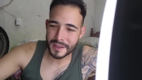 Snapshot of cris_simons chatting on March 6, 2025, 12:00 am cris_simons online show from March 6, 2025, 12:00 am