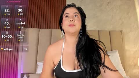 criss  spiicy online show from November 14, 2025, 7:45 pm