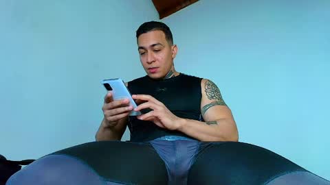 Cristopher online show from April 11, 2026, 1:21 am