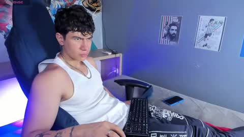 Cris online show from January 16, 2026, 2:37 am