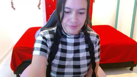 cristal541658 online show from February 27, 2026, 1:22 pm